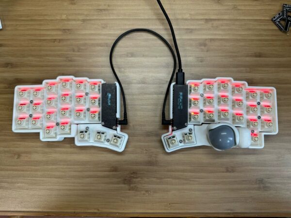 Keyball 39/44/61 Split Keyboard Kit with Trackball Screen Customized Wired Single-mode Three-D Split Mechanical Keyboard Gifts - Image 4